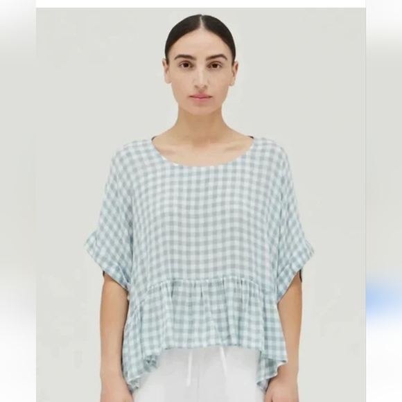 Anthropologie Grade & Gather shortsleeve ruffle bottom blouse. Size s/m - Picture 9 of 9